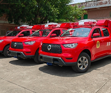 救援搶險(xiǎn)車(chē)